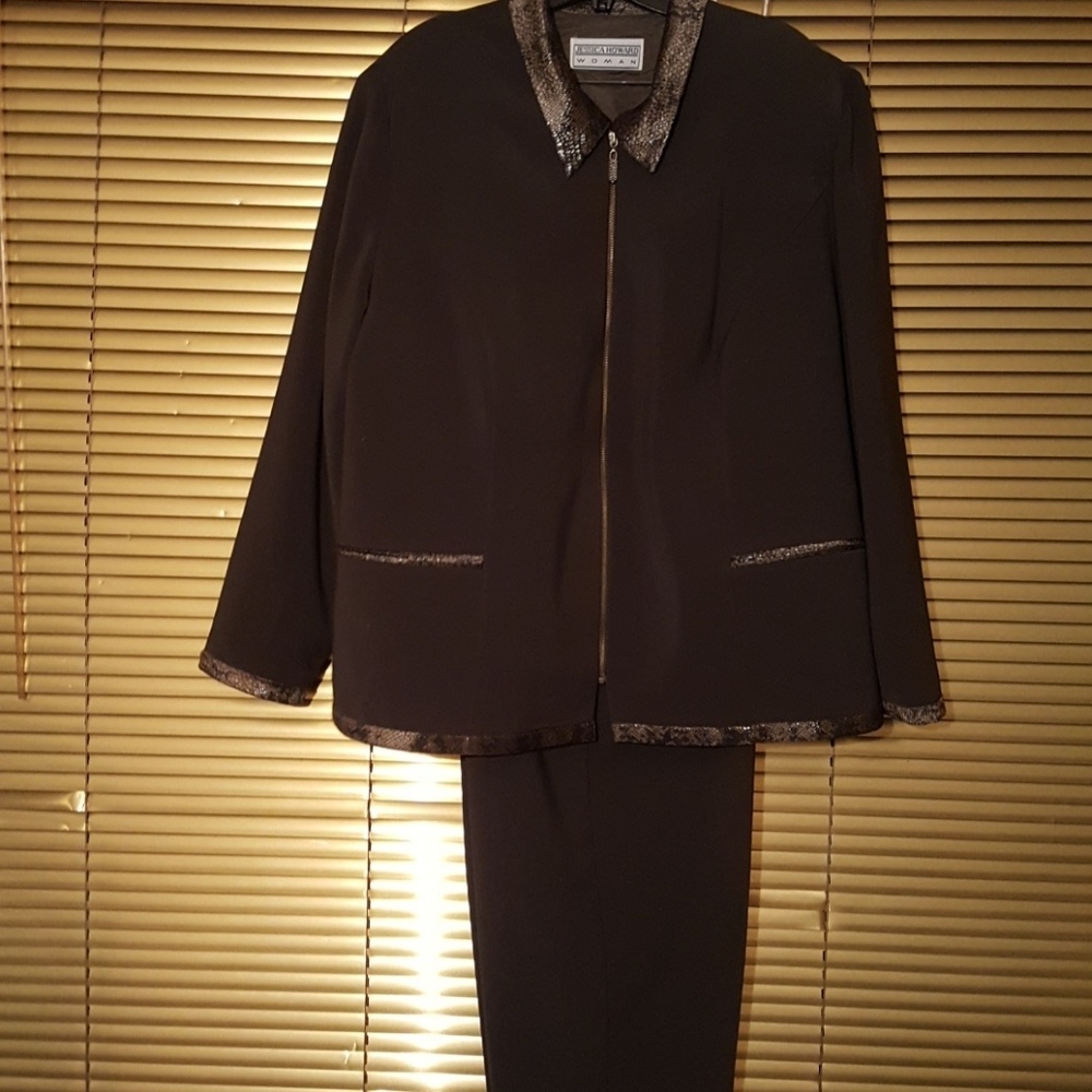 Plus Size 2cs. Pantsuit